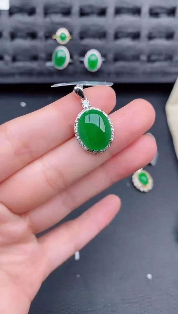 颈饰银S925镶嵌翡翠天然a货翡翠298