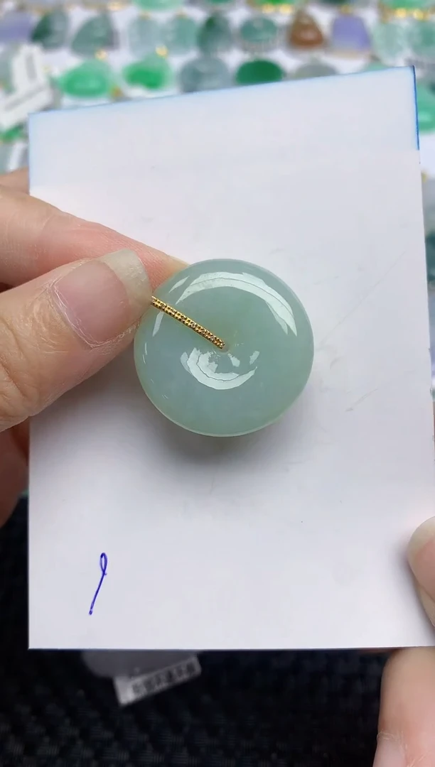 翡翠18K金镶嵌颈饰天然翡翠A货
