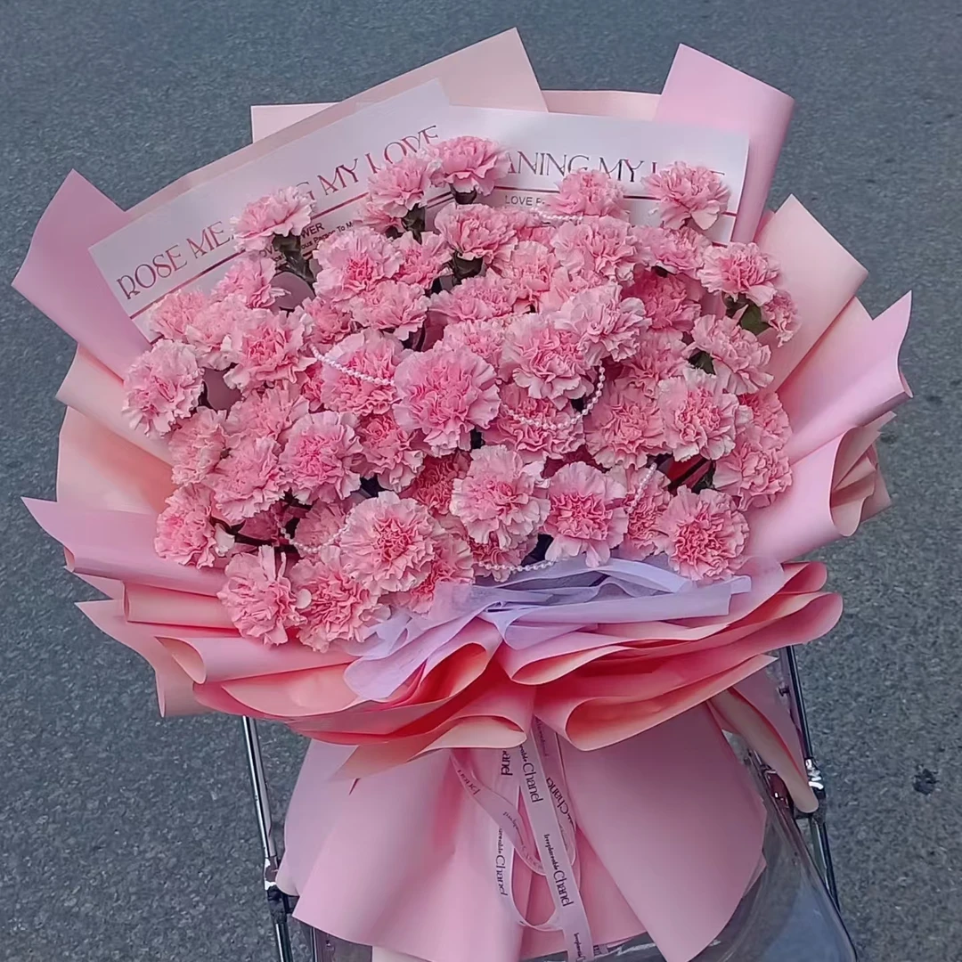康乃馨花束