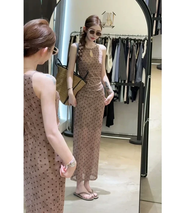 设计感连衣裙女2025夏季新款法式气质收腰波点无袖中长款裙3250#