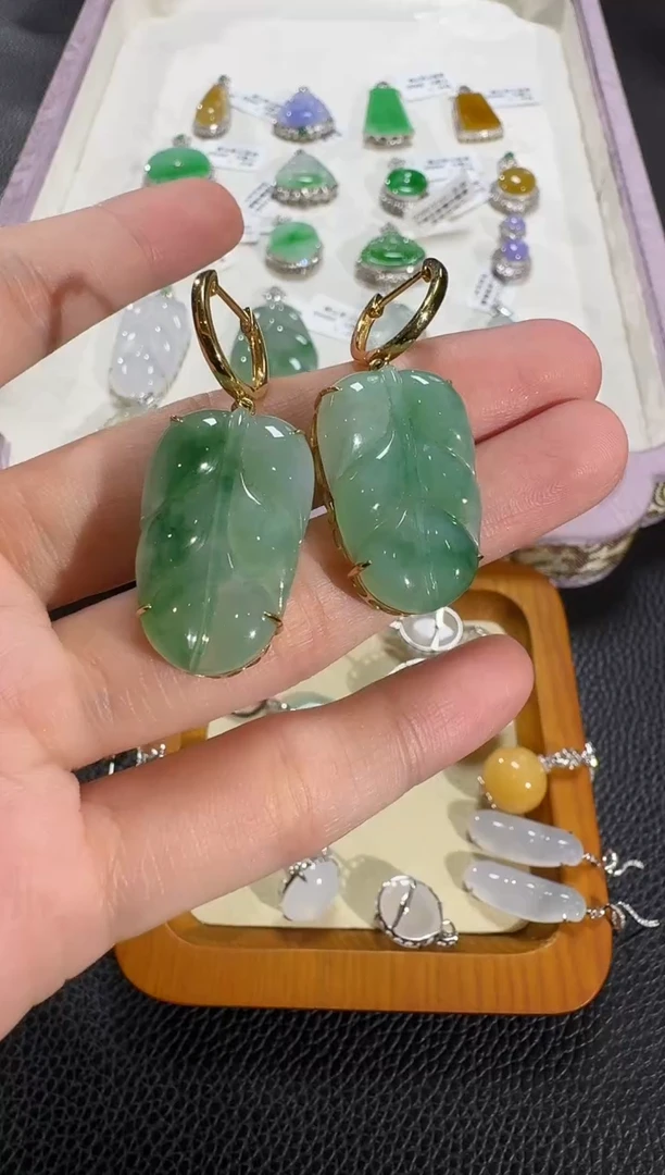 【闪购商品】翡翠耳饰18K金镶嵌【源头工厂】叶子