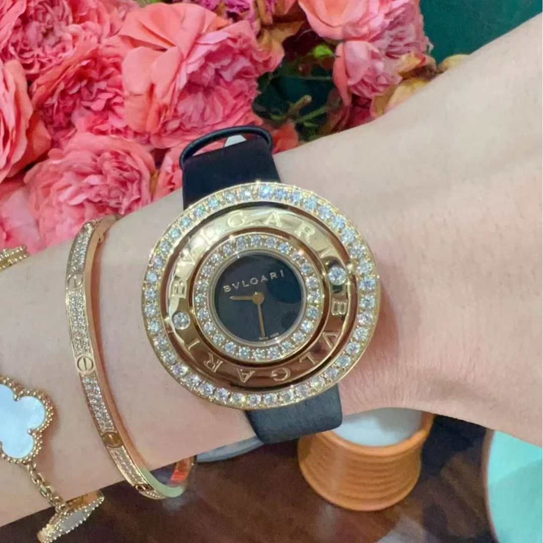 99新 BVLGARI/宝格丽 盾牌钻表/石英/18k黄金/36mm