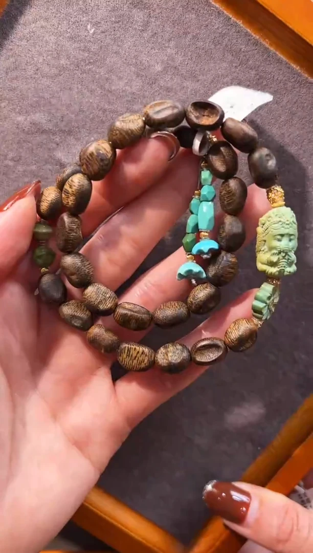 18K金镶嵌绿松石手链象神手链