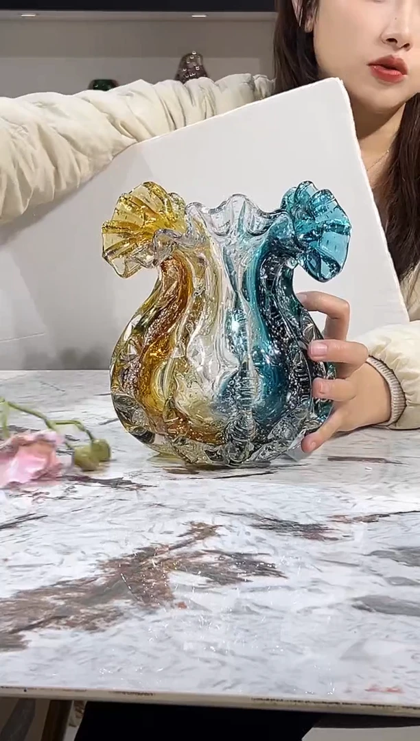 拼色琉璃钱袋花瓶