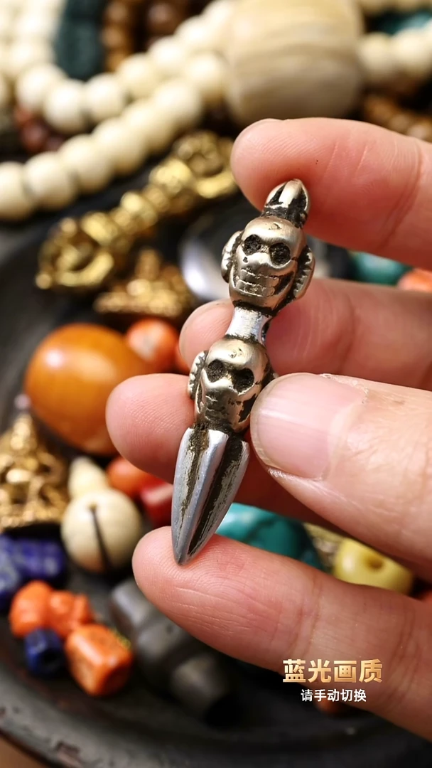 阿呆小撅老配饰。