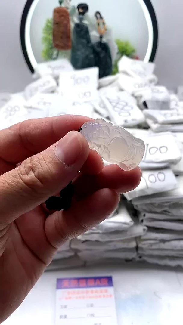 【闪购商品】玛瑙/玉髓颈饰未镶嵌财神