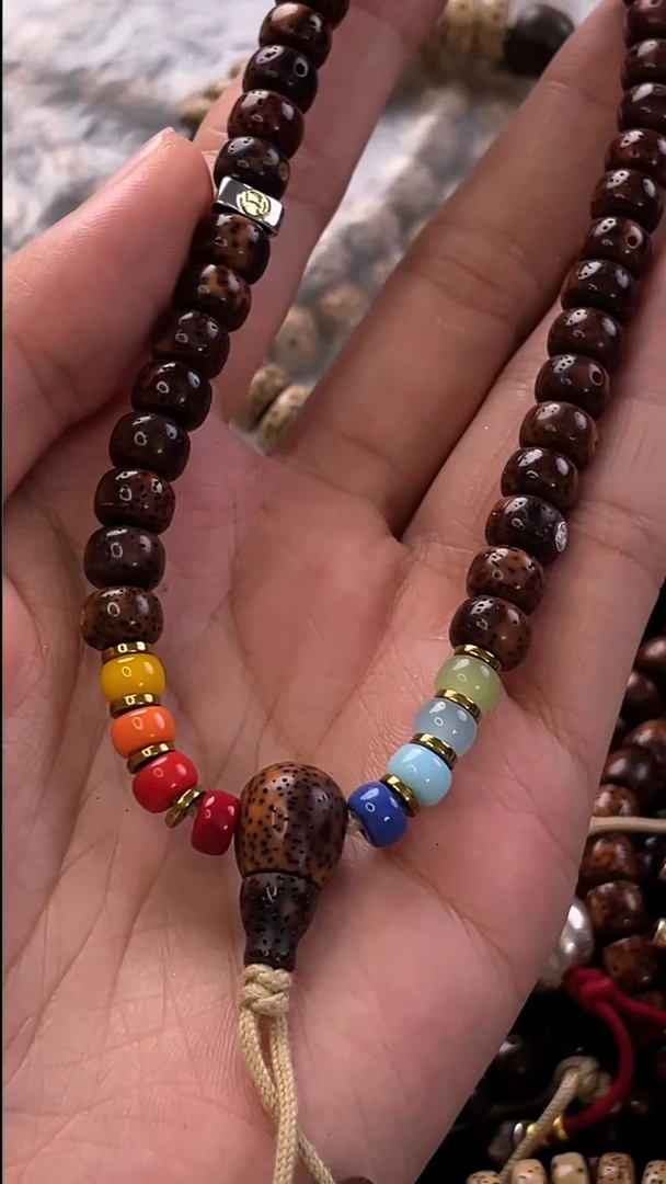 手串星月菩提精工级中珀花皮8*5.5手持