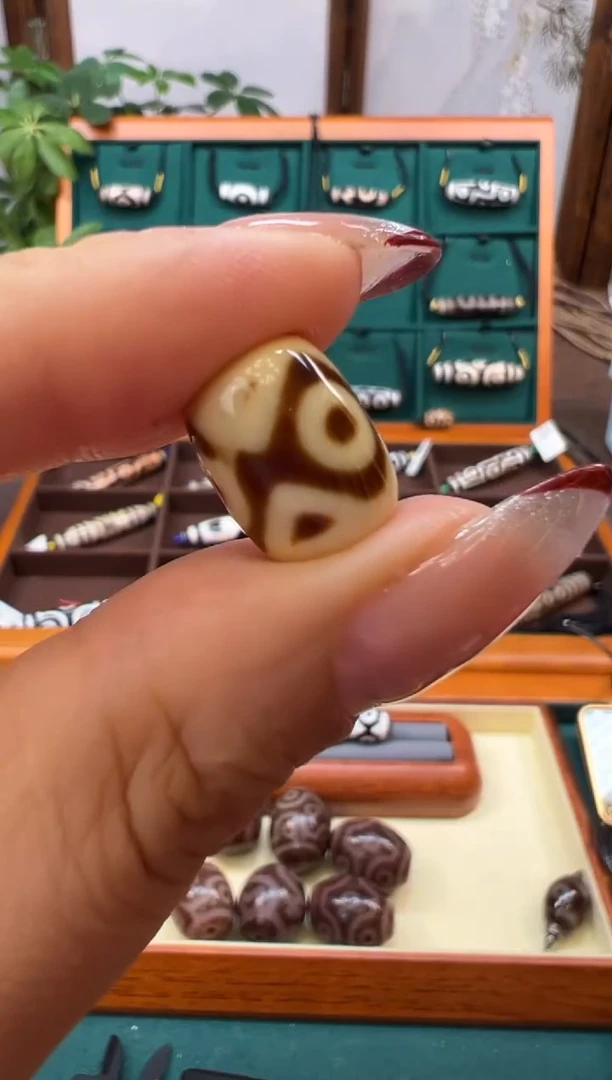 合金颈饰玛瑙/玉髓（覆膜）20.(微瑕随机发货)