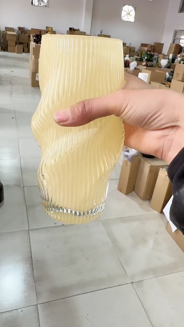 【闪购商品】玻璃黄色扭扭瓶