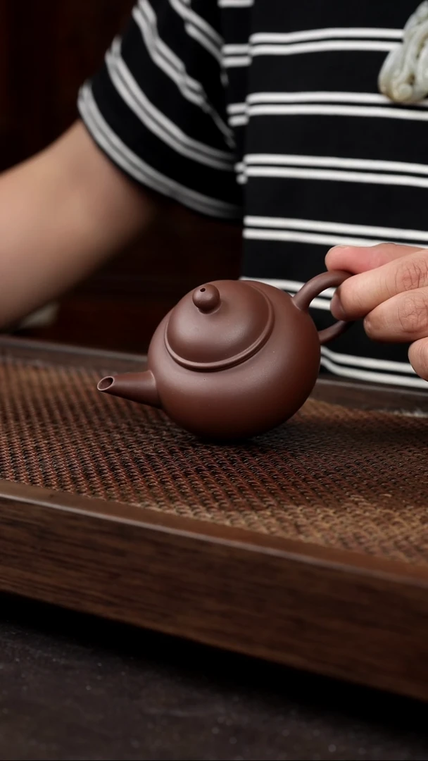 茶壶紫砂量*底槽清刻绘水平