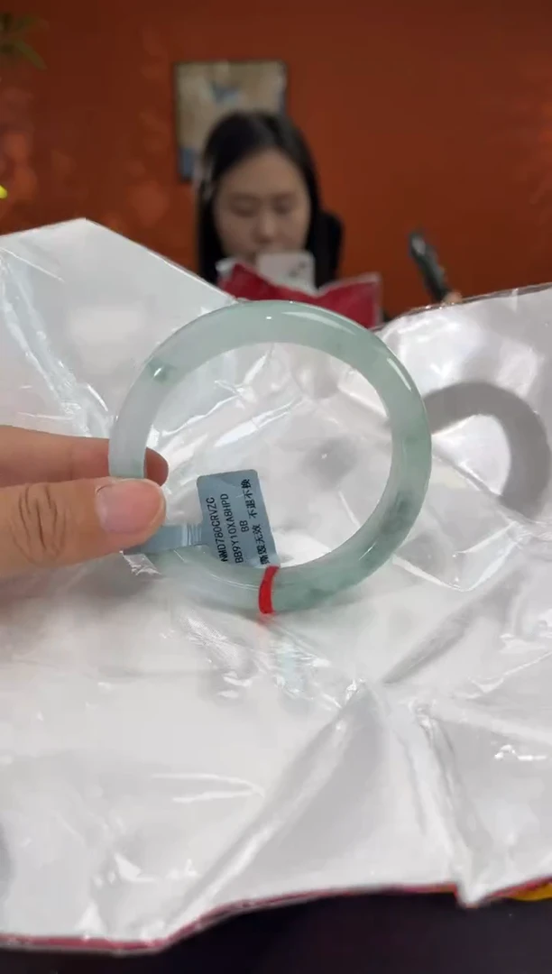 未镶嵌手镯翡翠1   58.5