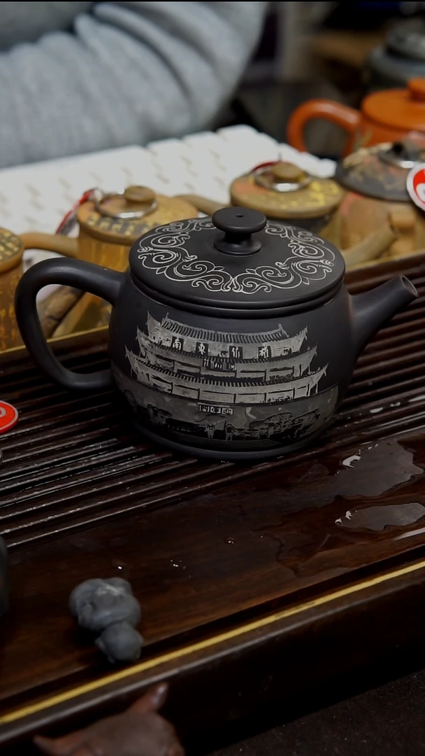 云南建水紫陶全手工 无瑕  057  200cc