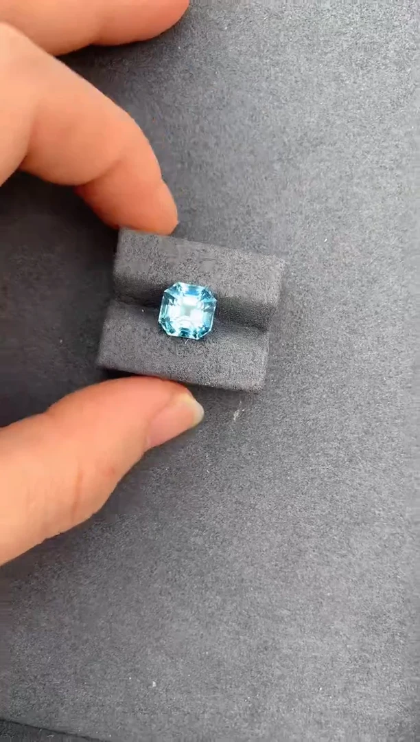 【闪购商品】海蓝宝石裸石未镶嵌3.9ct海蓝宝石