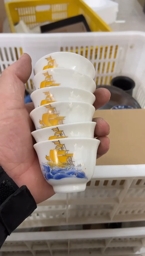 无运费险有瑕疵的摄影的产品有使用过的痕迹有点脏介意勿拍