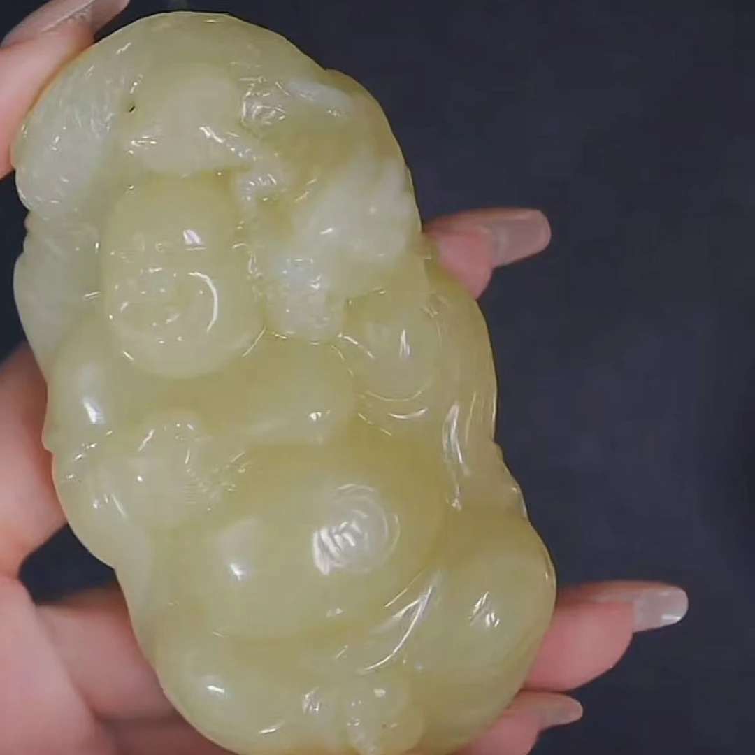 清代和田玉黄玉弥勒佛