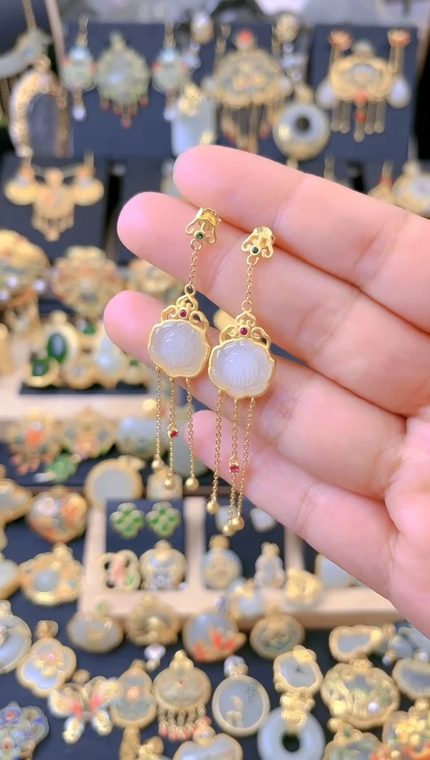 【闪购商品】和田玉耳坠银S925镀金镶嵌莲花流苏耳坠