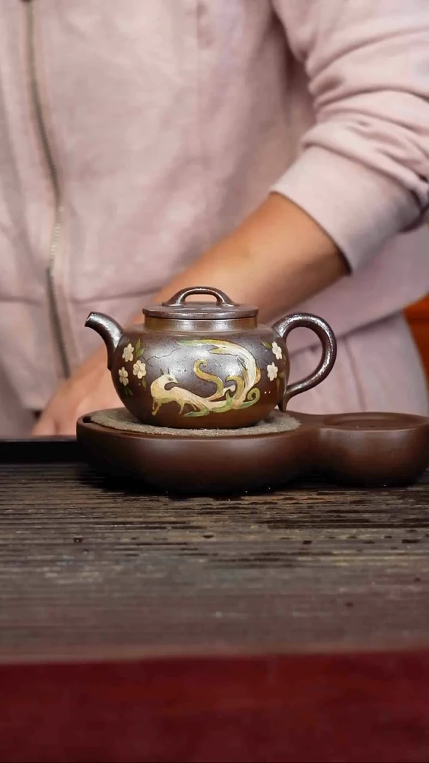 宜兴原矿紫砂壶茶壶宜兴原矿紫砂壶茶壶180C