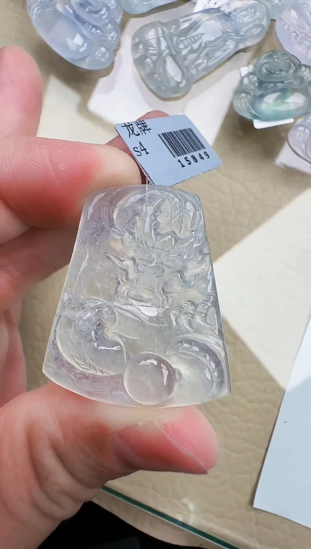颈饰未镶嵌翡翠缅甸翡翠a货