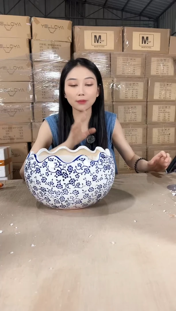 蛋壳白青花瓷大号25x17