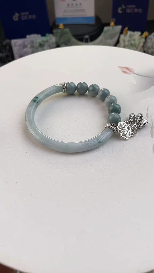 未镶嵌手链翡翠手工定制默认微瑕主播介绍为准