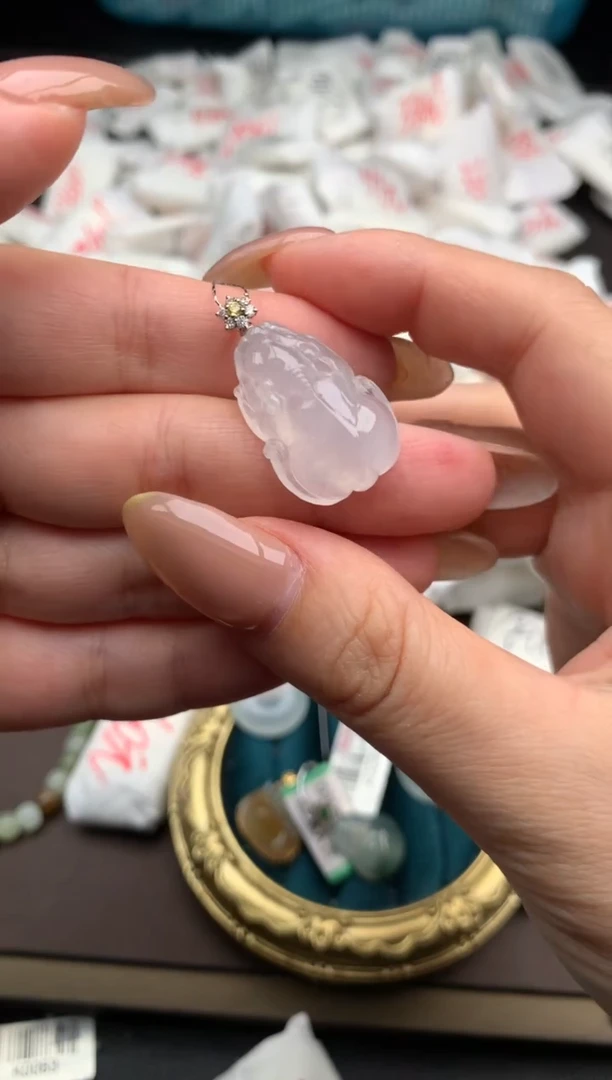 【闪购商品】翡翠挂件18K金镶嵌  一