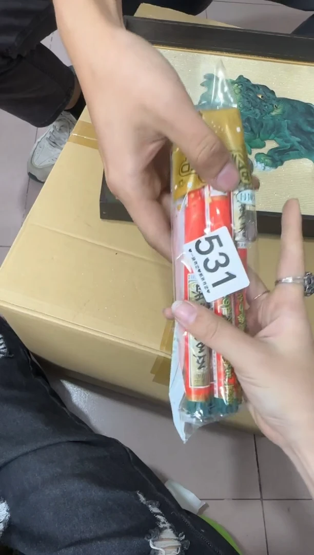 其他老*哥531...中古产品谨慎参拍