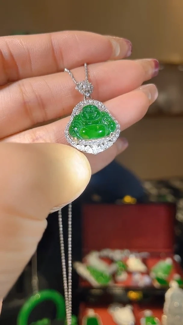 【闪购商品】翡翠吊坠(不含链)银S925镶嵌天然翡翠A货