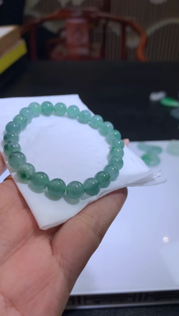 未镶嵌定制翡翠戏****）翡翠