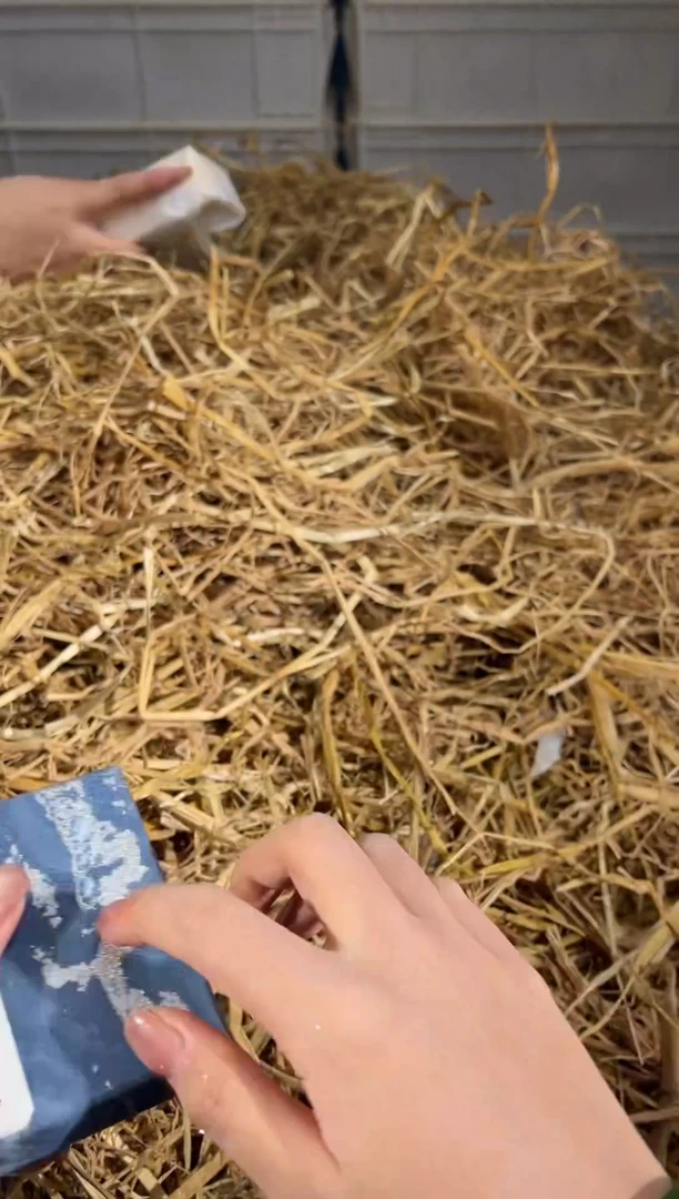 未镶嵌手镯石英质玉D4164