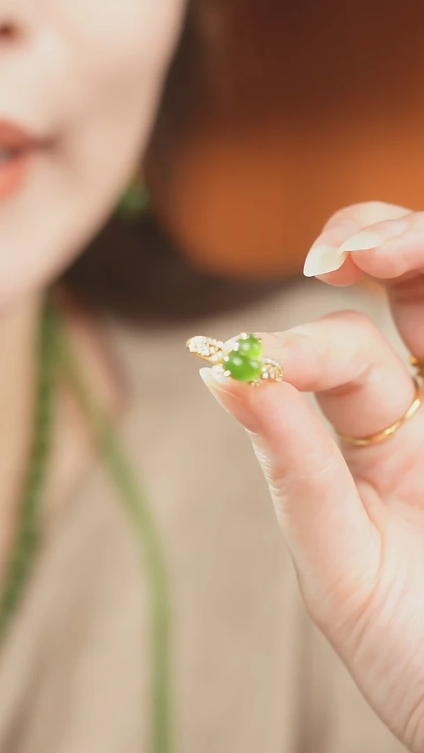 未镶嵌戒指和田玉（碧玉）碧玉葫芦戒指