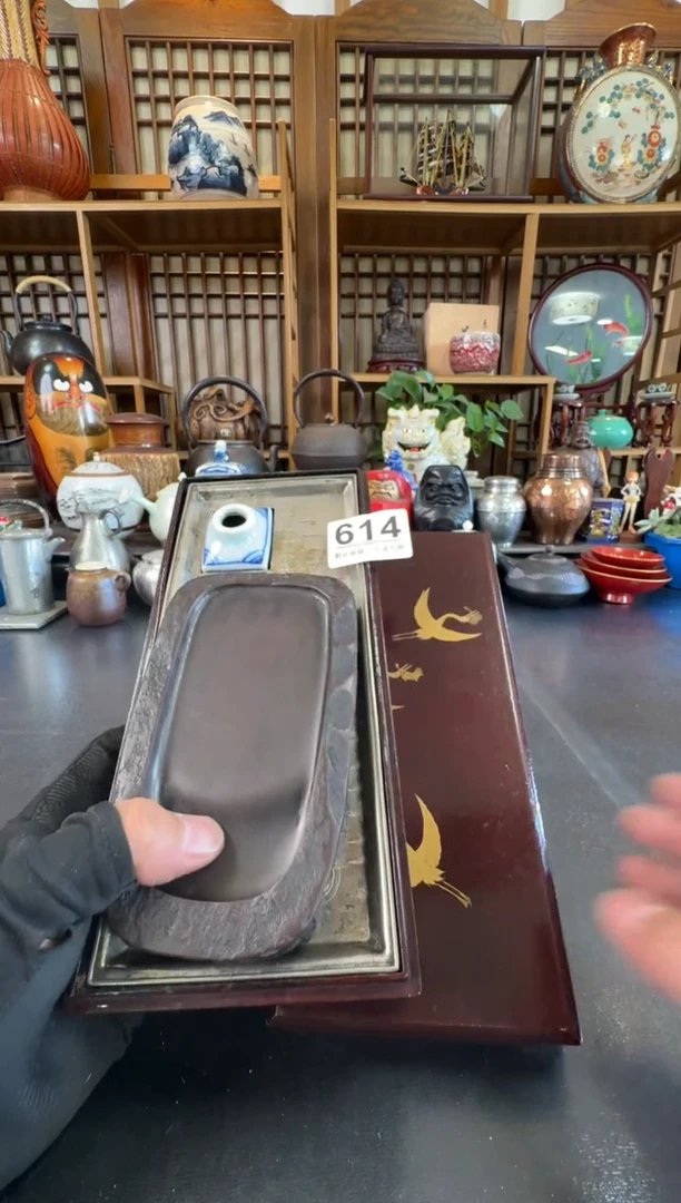 摆件  注意：回流商品，默认有瑕，不退不换。