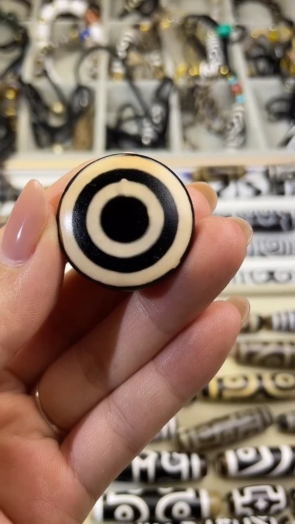 未镶嵌颈饰玛瑙/玉髓1