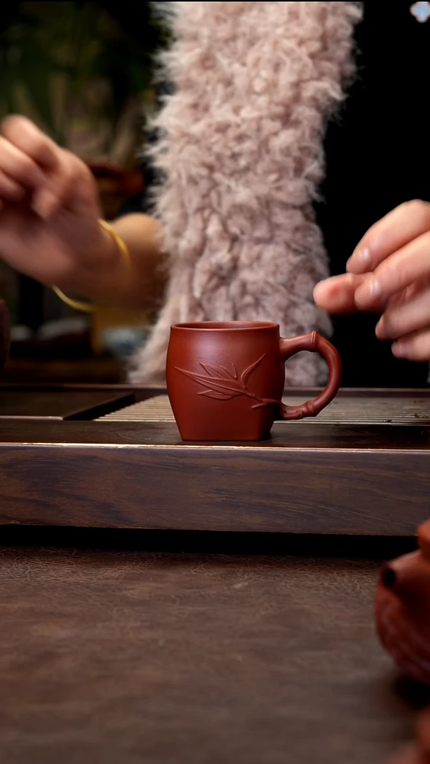 茶壶紫砂红清水天圆地方贴竹把杯