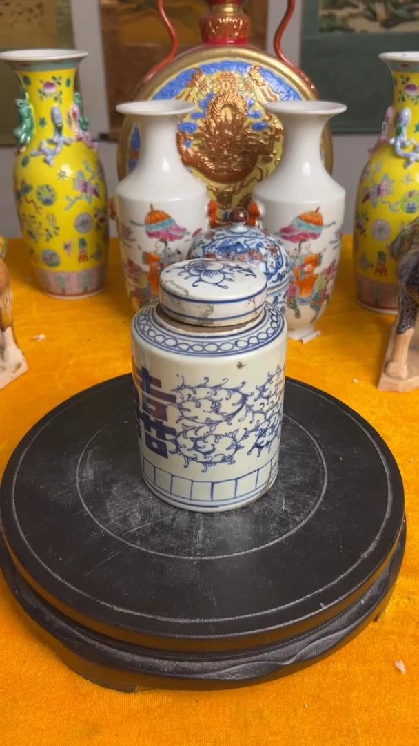 摆件陶瓷摆件一个A23