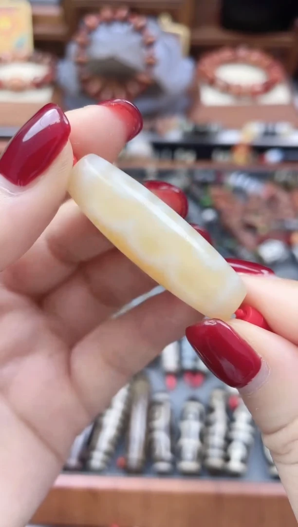 未镶嵌珠珠玛瑙/玉髓聚缘五眼