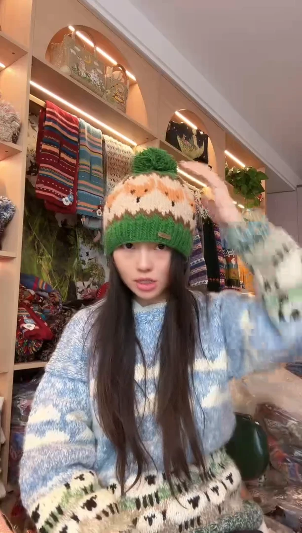 羊毛绿色狐狸帽子