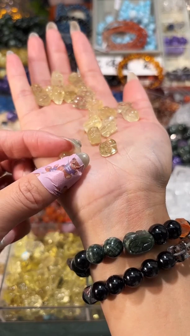 【闪购商品】水晶手链未镶嵌黄水晶貔貅一个宽卡7-8