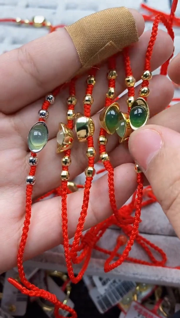 【闪购商品】翡翠戒指银S925镶嵌蛋面颜色随机发，介意勿拍