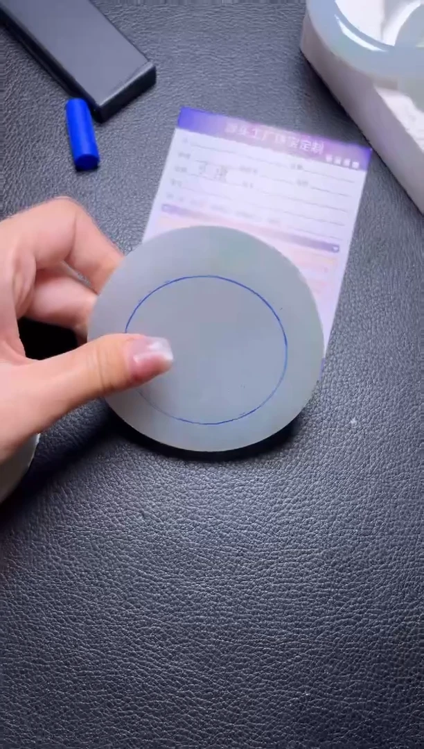 未镶嵌手镯定制翡翠陌*人定制不退不换