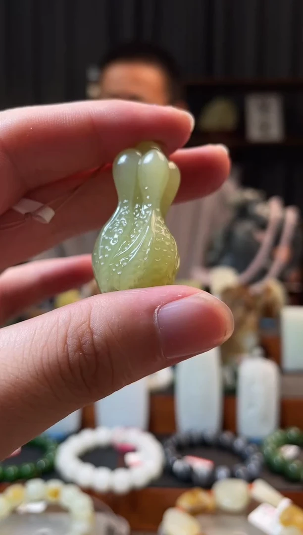 和田玉未镶嵌吊坠(不含链)挂件