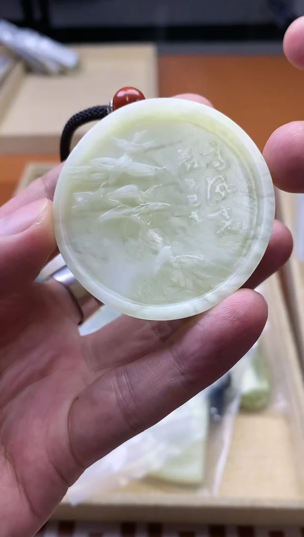 【闪购商品】透闪石-蛇纹石玉其它未镶嵌多样性发货一个