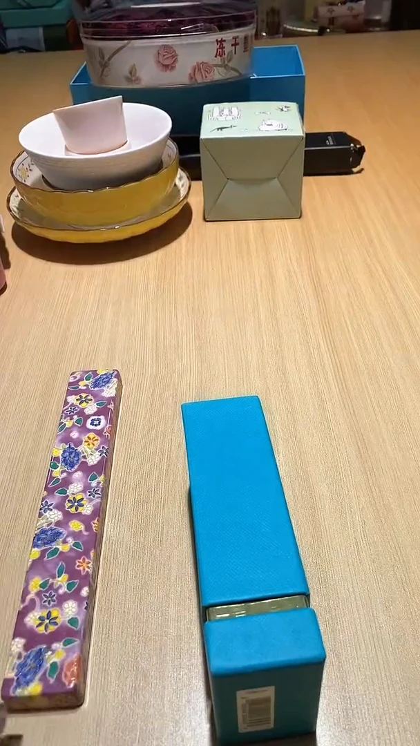 【闪购商品】瓷片锅碗瓢盆一件不剩