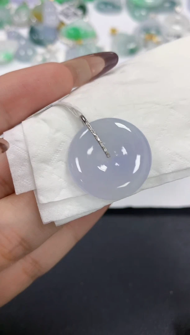 颈饰18K金镶嵌翡翠a货假一赔三支持复检百元上9元证书费自理