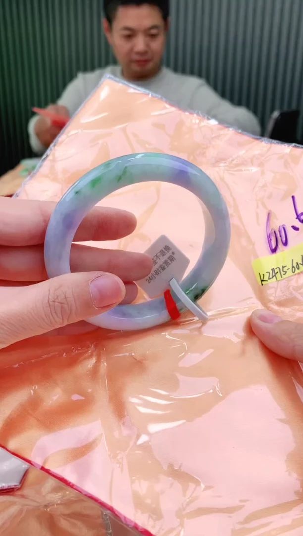 未镶嵌手镯翡翠60+