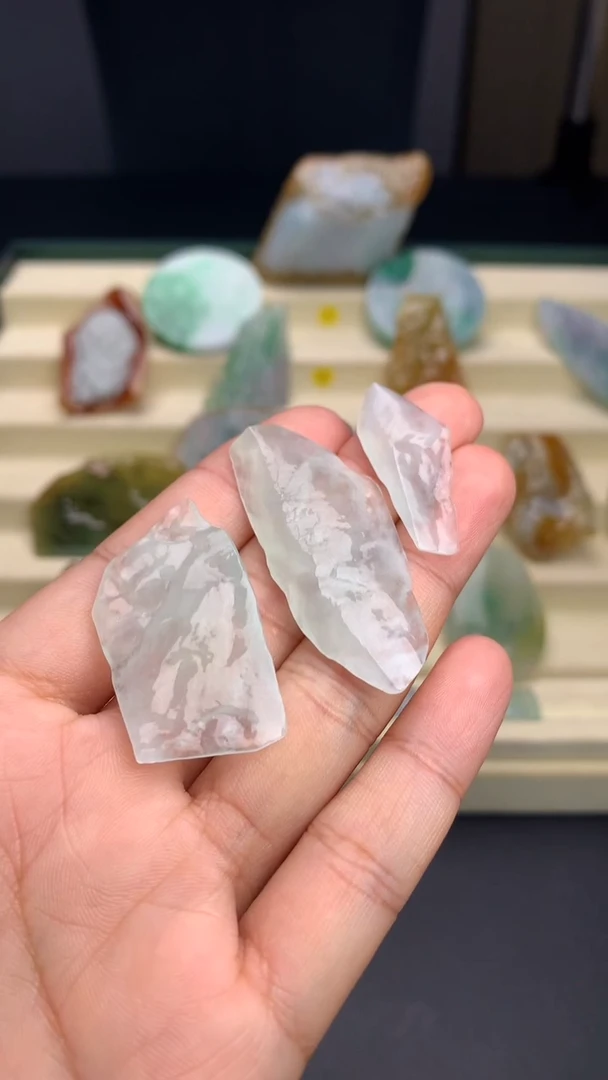 【闪购商品】定制翡翠未镶嵌多样性发货一手