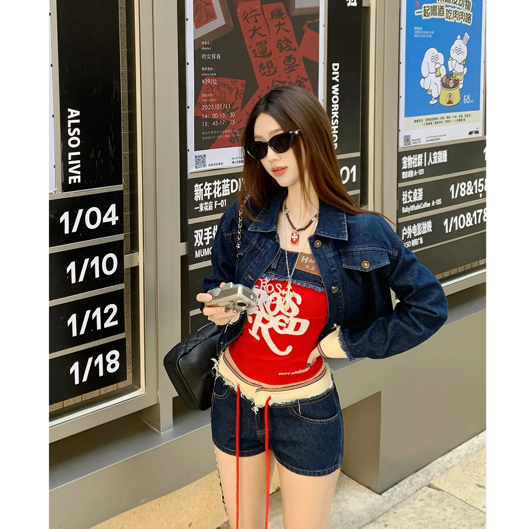 韩系甜辣穿搭2025春季新款纯欲性感高级感吊带上衣高腰显瘦短裤女