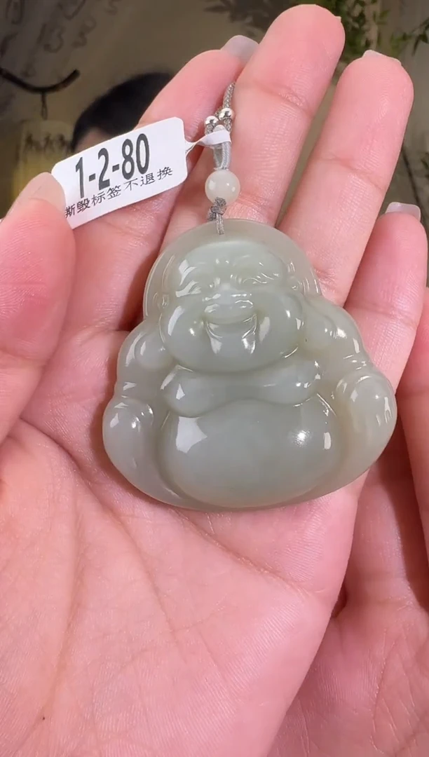 和田玉未镶嵌颈饰佛公 80
