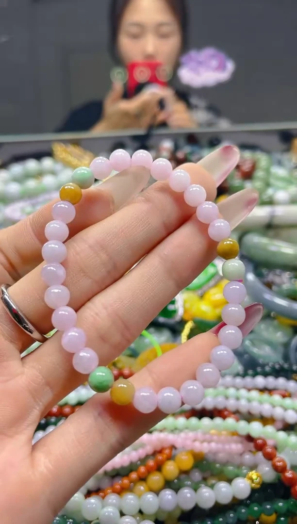 颈饰未镶嵌翡翠5MM/J/翡翠A货，一件也是批发价