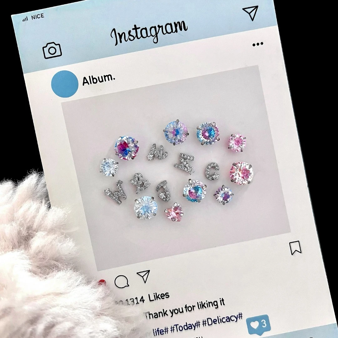 钛钢耳饰 恋人未满｜蓝粉色diy0字母养耳爆闪耳骨钉