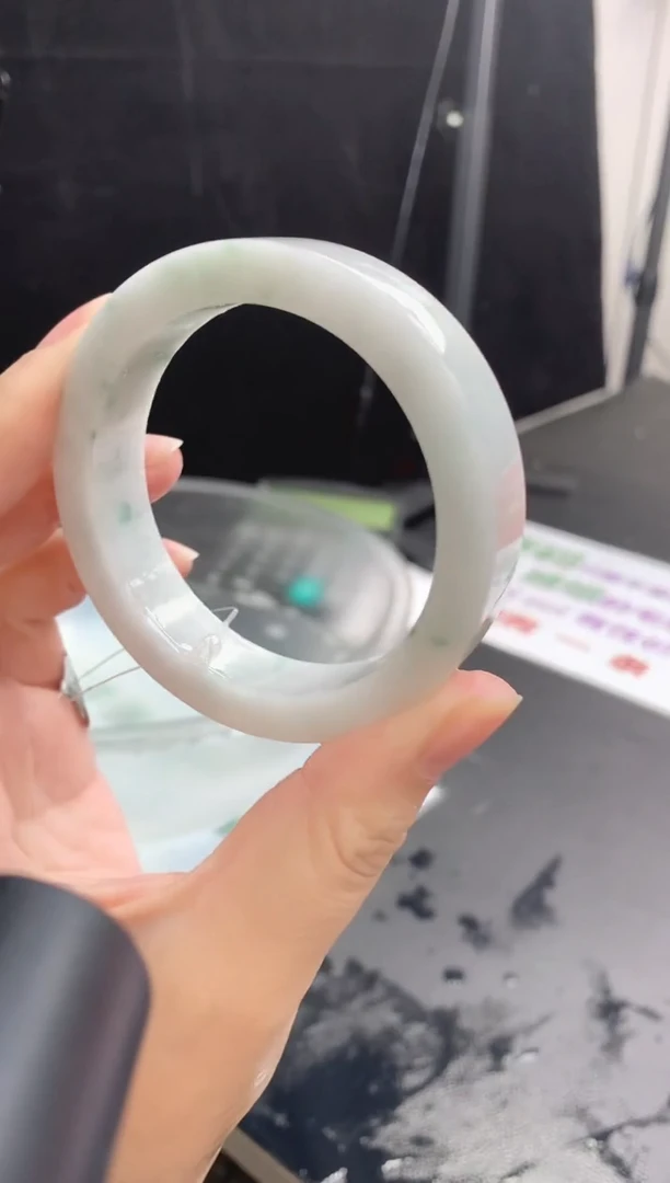 【闪购商品】定制翡翠手镯未镶嵌36 56-57正